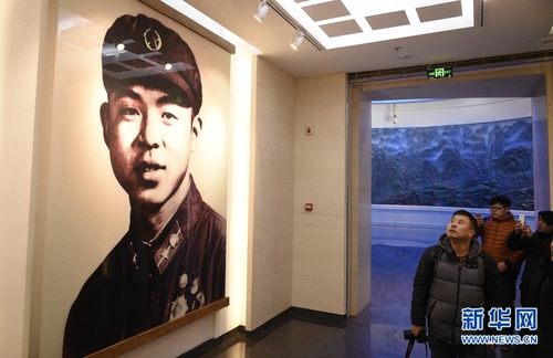 习近平对深入开展学雷锋活动作出重要指示强调 
